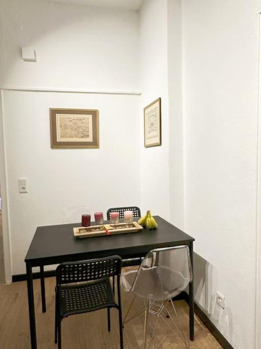 Igo Apartment 2 Schlafenzimmer Mit Waschmaschine Trockner Haustier Rheinufer 5Min Netflix Disney Plus 17-6 Duisburgo Exterior foto