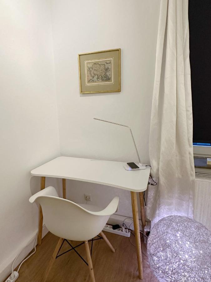 Igo Apartment 2 Schlafenzimmer Mit Waschmaschine Trockner Haustier Rheinufer 5Min Netflix Disney Plus 17-6 Duisburgo Exterior foto
